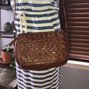 Vilenca Holland Woven Leather Crossbody